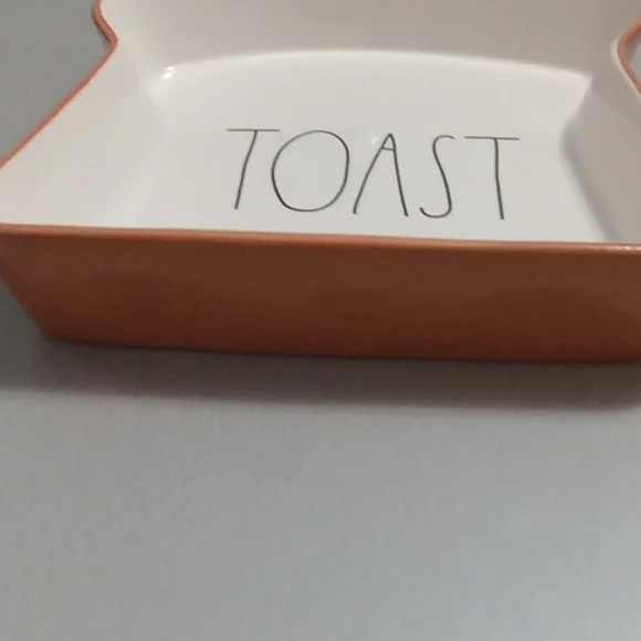 Rae Dunn TOAST plate - Picture 3 of 3